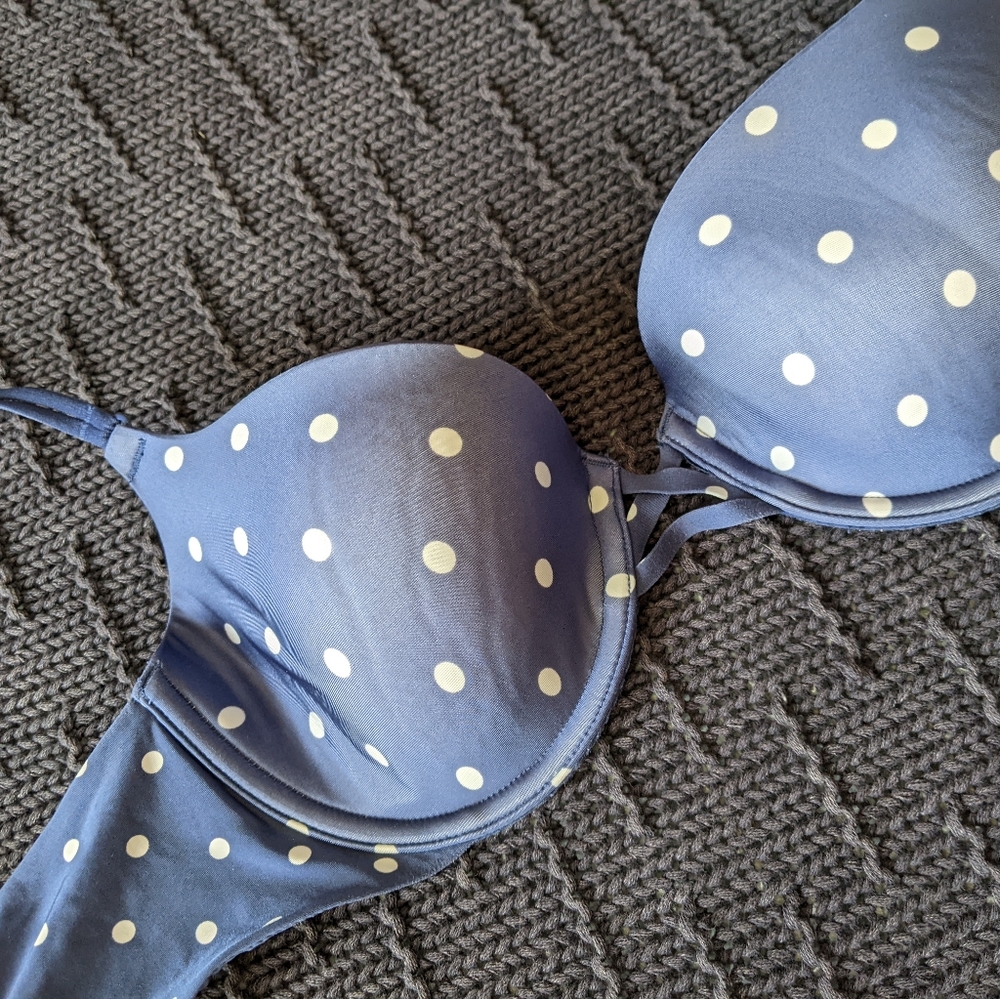 Pair of 34C Demi Bra's - Picture 3 of 13